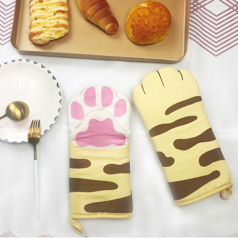 3D Cartoon Cat Paws Oven Mitts Microwave Heat Resistant Non-slip Gloves Long Cotton Baking Insulation Gloves Kitchen Gloves
3D Cartoon Cat Paws Oven Mitts Microwave Heat Resistant Non-slip Gloves Long Cotton Baking Insulation Gloves Kitchen Gloves