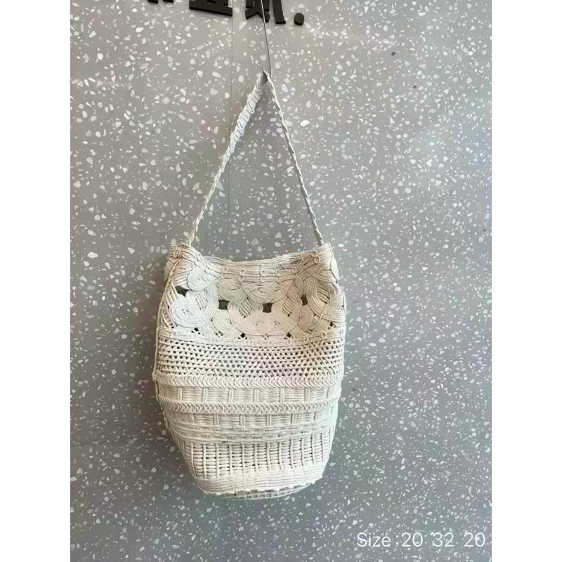 New hollow woven tote bag seaside vacation beach bag trendy fashion retro large capacity shoulder bag
New hollow woven tote bag seaside vacation beach bag trendy fashion retro large capacity shoulder bag