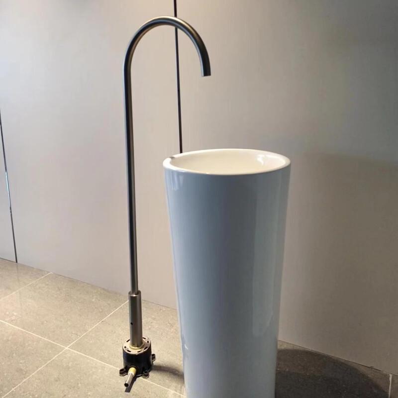 TLXT Floor-Standing Sensor Basin Faucet
TLXT Floor-Standing Sensor Basin Faucet