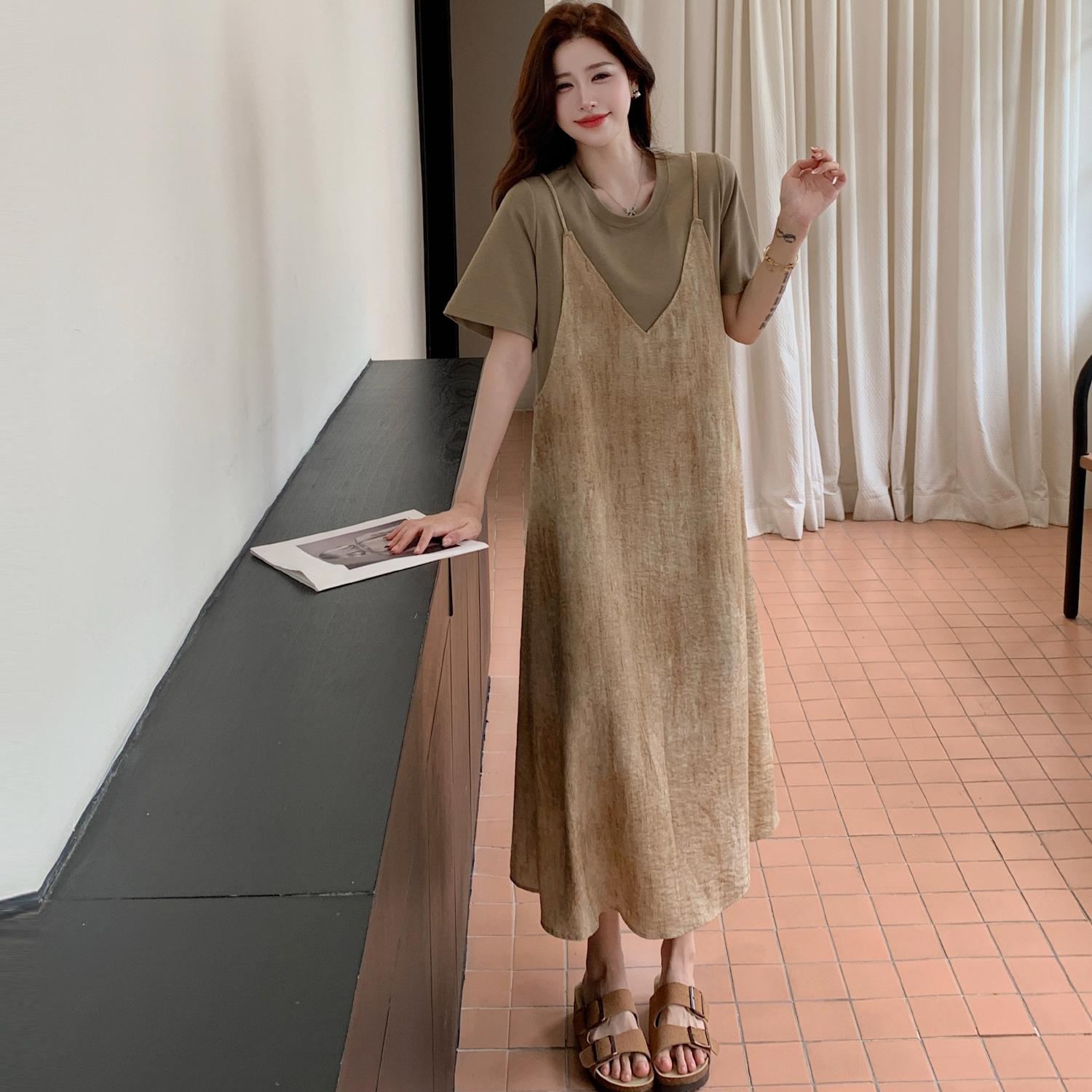 DIMANAF 2025 Летнее платье больших размеров для женщин, свободное, винтажное, с коротким рукавом, повседневное, базовое, оверсайз, длинное, с эффектом двух частей 3XL хаки
DIMANAF 2025 Летнее платье больших размеров для женщин, свободное, винтажное, с коротким рукавом, повседневное, базовое, оверсайз, длинное, с эффектом двух частей 3XL хаки