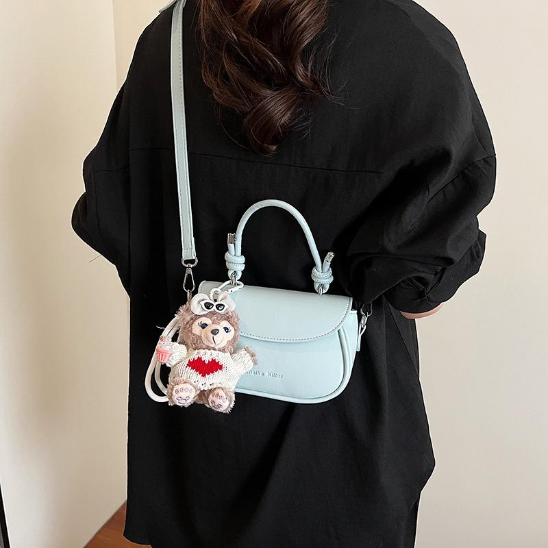 This year s popular saddle bag new women s summer fashion versatile high-end textured shoulder bag
This year s popular saddle bag new women s summer fashion versatile high-end textured shoulder bag