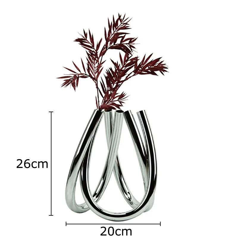 Golden\silver Six-hole Vase Modern Decor Floral Vases Decorative Flowers Pot Minimalist Metal Flower Arrangement Desk Decoration
Golden\silver Six-hole Vase Modern Decor Floral Vases Decorative Flowers Pot Minimalist Metal Flower Arrangement Desk Decoration