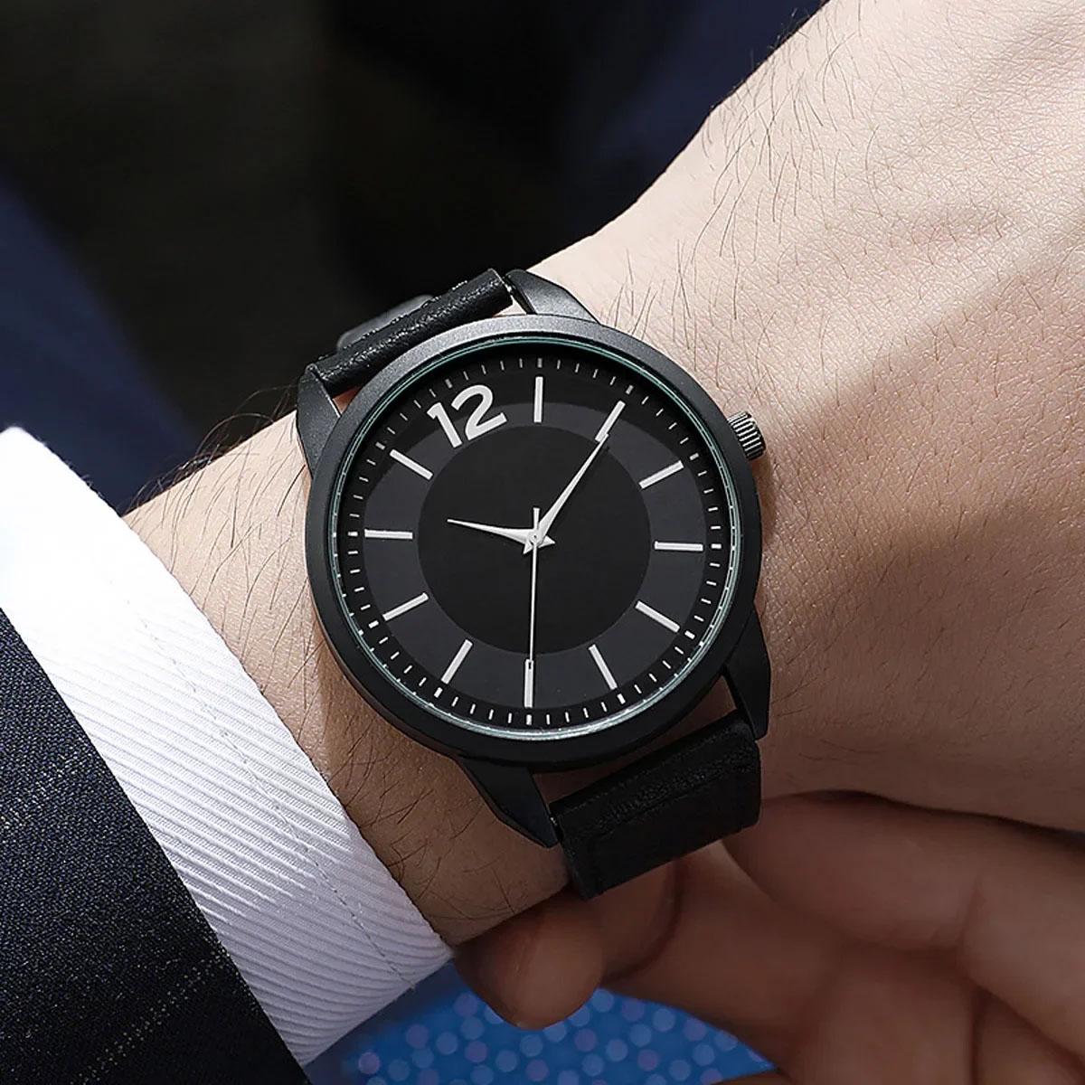 1pc-Fashionable and Minimalist Couple Watch, Lightweight and Luxurious Minimalist Watch (no Box)
1pc-Fashionable and Minimalist Couple Watch, Lightweight and Luxurious Minimalist Watch (no Box)