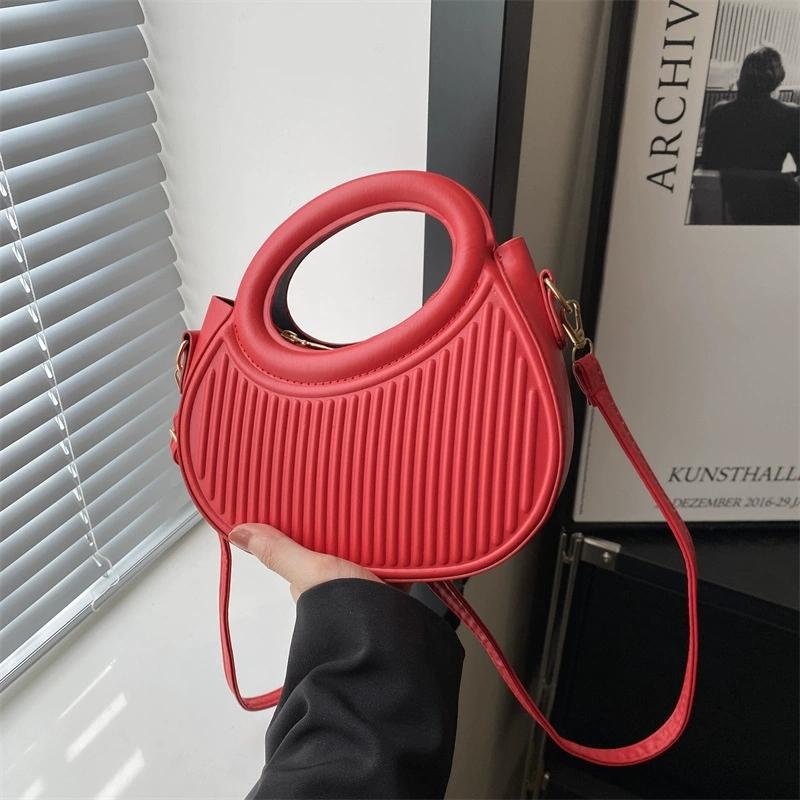 Chic Stripe Design Crossbody Bags for Women Elegant Synthetic Leather Handbag, Purse, Luxury Look Shoulder Bag for Everyday Use червоний
Chic Stripe Design Crossbody Bags for Women Elegant Synthetic Leather Handbag, Purse, Luxury Look Shoulder Bag for Everyday Use червоний