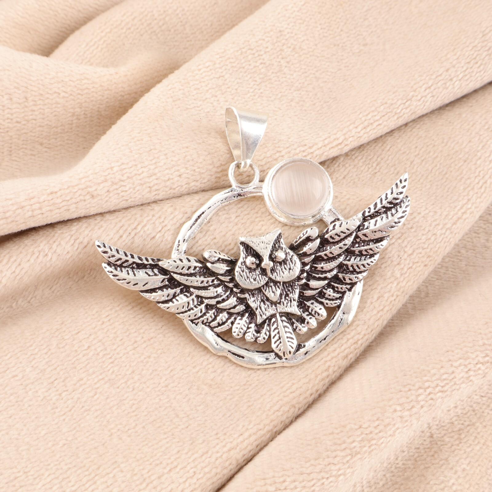Selenite Gemstone 925 Solid Silver Jewelry Handmade Pendant For Girlfriend 1.48 CP-17-44
Selenite Gemstone 925 Solid Silver Jewelry Handmade Pendant For Girlfriend 1.48 CP-17-44