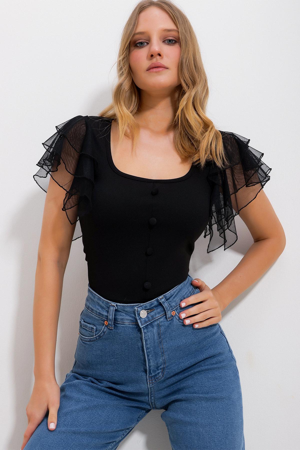 Women s Blouse New Season Fashion Black U-Neck Tulle Sleeve Button Detailed Blouse S блакить
Women s Blouse New Season Fashion Black U-Neck Tulle Sleeve Button Detailed Blouse S блакить