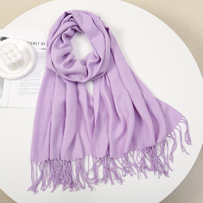 Scarf women s autumn and winter solid color soft waxy atmosphere simple and versatile winter imitation cashmere warm shawl women s fringed scarf
Scarf women s autumn and winter solid color soft waxy atmosphere simple and versatile winter imitation cashmere warm shawl women s fringed scarf