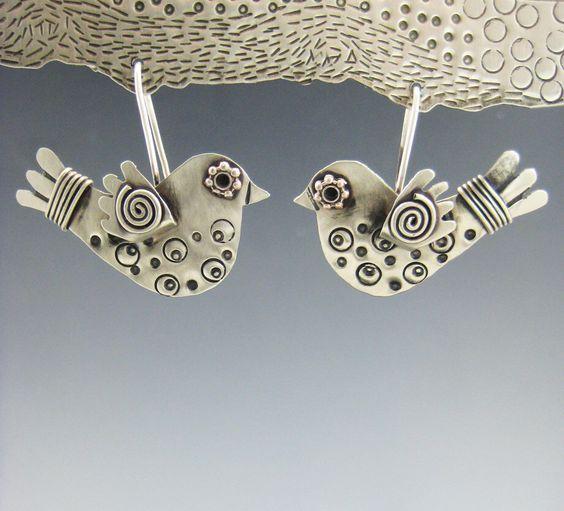 Винтажные серьги-подвески с цветком, птицей, животным, геометрическим узором, медного цвета, для женщин, для вечеринки, ювелирные изделия
Винтажные серьги-подвески с цветком, птицей, животным, геометрическим узором, медного цвета, для женщин, для вечеринки, ювелирные изделия