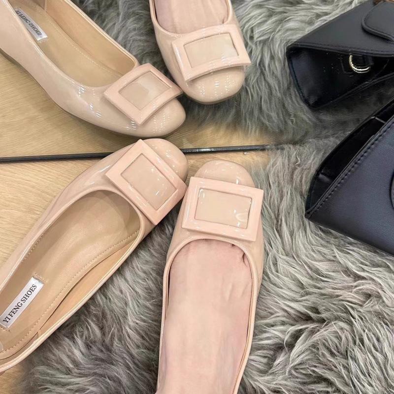 2025 new small height increase square buckle light mouth single shoes spring nude French round head flat shoes new Chinese style 39
2025 new small height increase square buckle light mouth single shoes spring nude French round head flat shoes new Chinese style 39