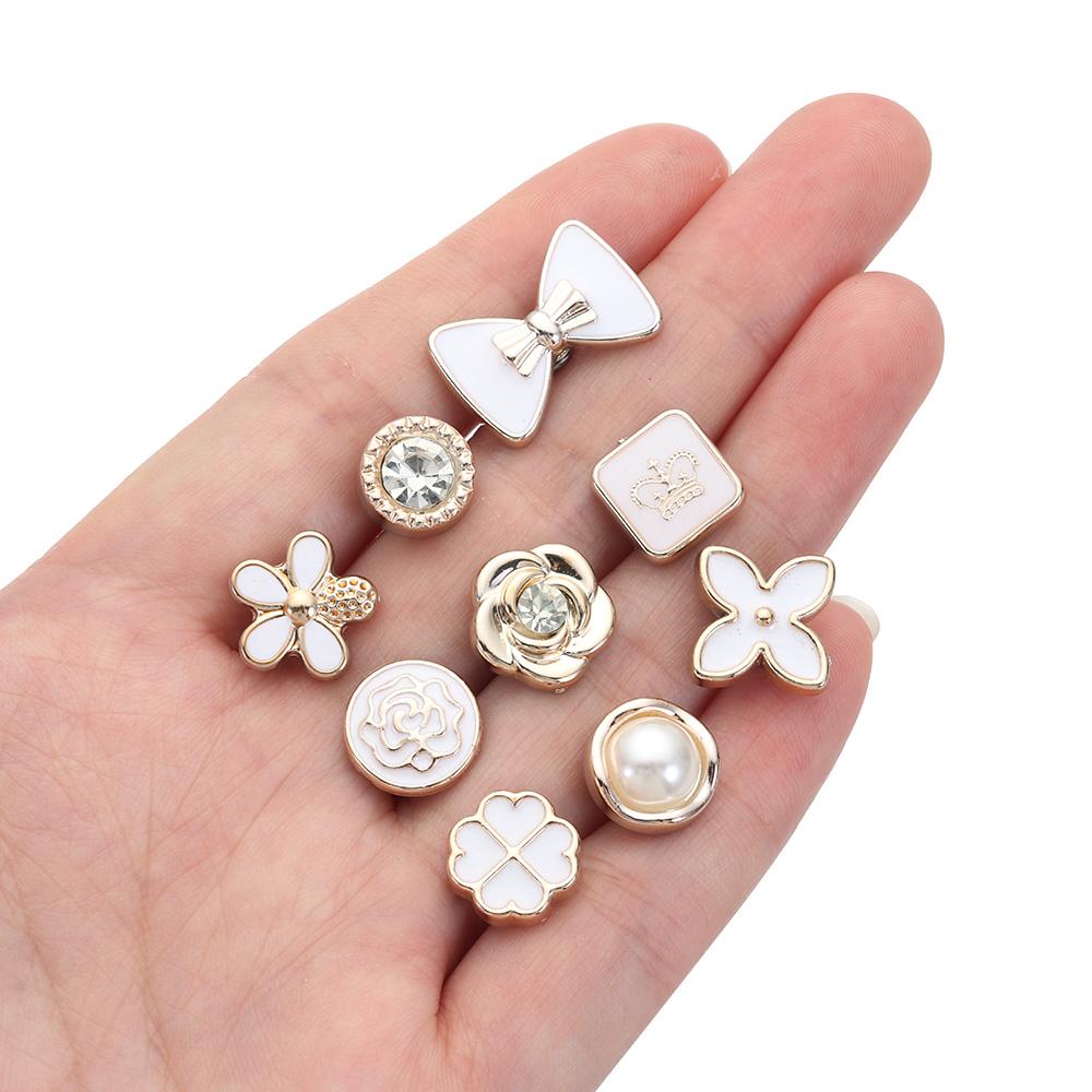 Silicone Strap Metal Decorative Ring Nails For Apple Watch Band Charms Creativity Pearl Flower Rivet Accessories For iwatch
Silicone Strap Metal Decorative Ring Nails For Apple Watch Band Charms Creativity Pearl Flower Rivet Accessories For iwatch