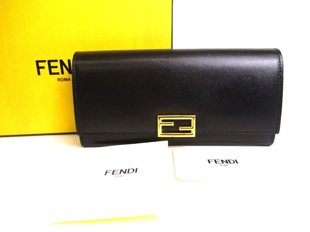 Справжній FENDI чорний шкіряний двоскладний довгий гаманець із клапаном Wallet Baguette Continental #a134 Refurbished
Справжній FENDI чорний шкіряний двоскладний довгий гаманець із клапаном Wallet Baguette Continental #a134 Refurbished