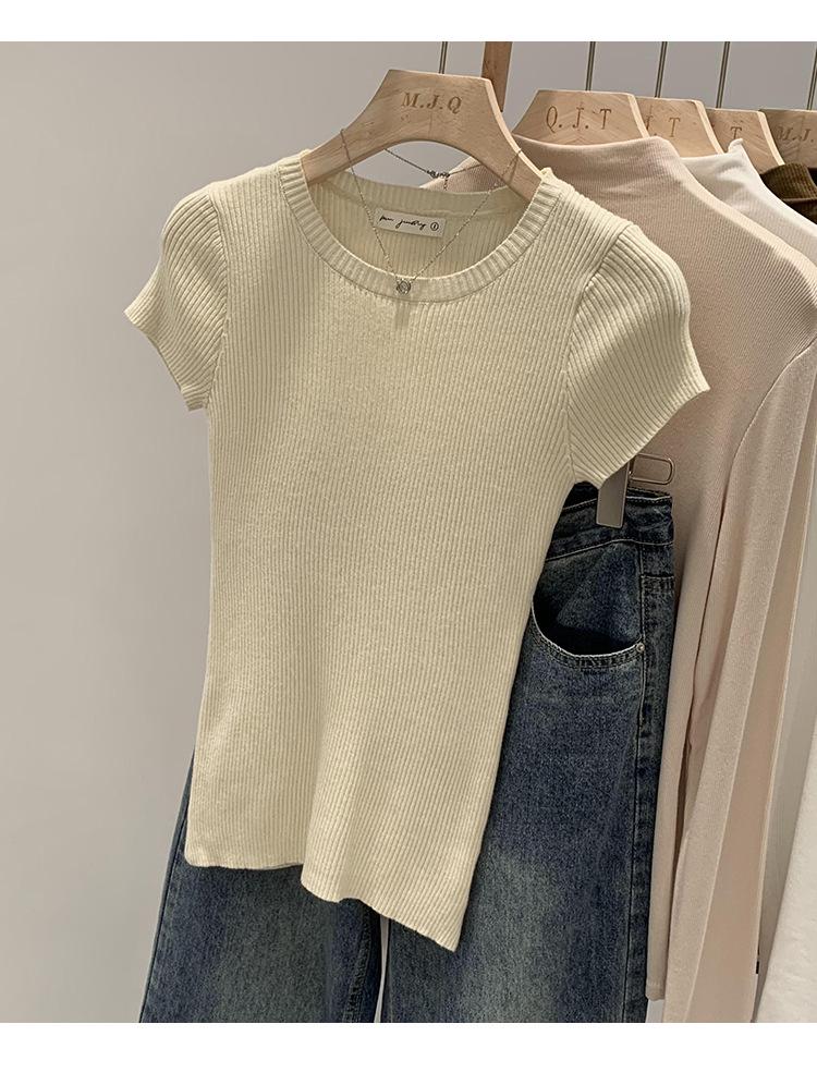 Women s Round Neck Slim Fit Short Sleeve Top - Spring 2025 Collection L Premium абрикосовый/кремовый
Women s Round Neck Slim Fit Short Sleeve Top - Spring 2025 Collection L Premium абрикосовый/кремовый