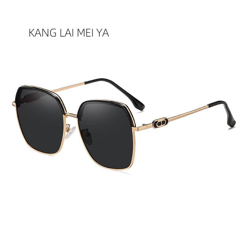 New classic women s polarized sunglasses, fashionable UV resistant sunglasses, high-end sunglasses
New classic women s polarized sunglasses, fashionable UV resistant sunglasses, high-end sunglasses