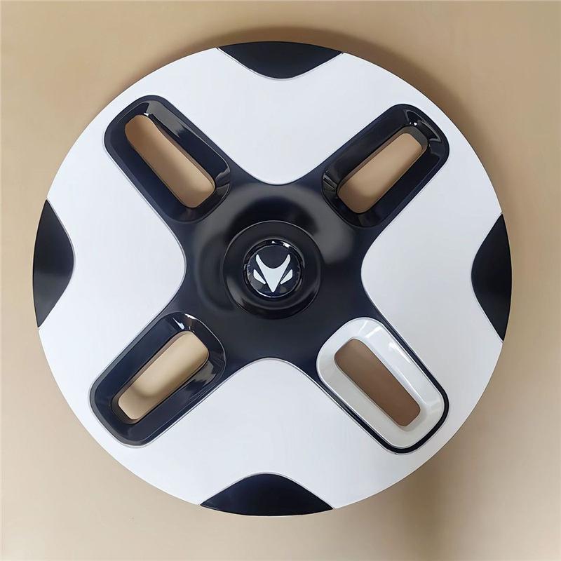 Polestar Koala S 17 Wheel Hub Cap & Tire Protector Cover
Polestar Koala S 17 Wheel Hub Cap & Tire Protector Cover