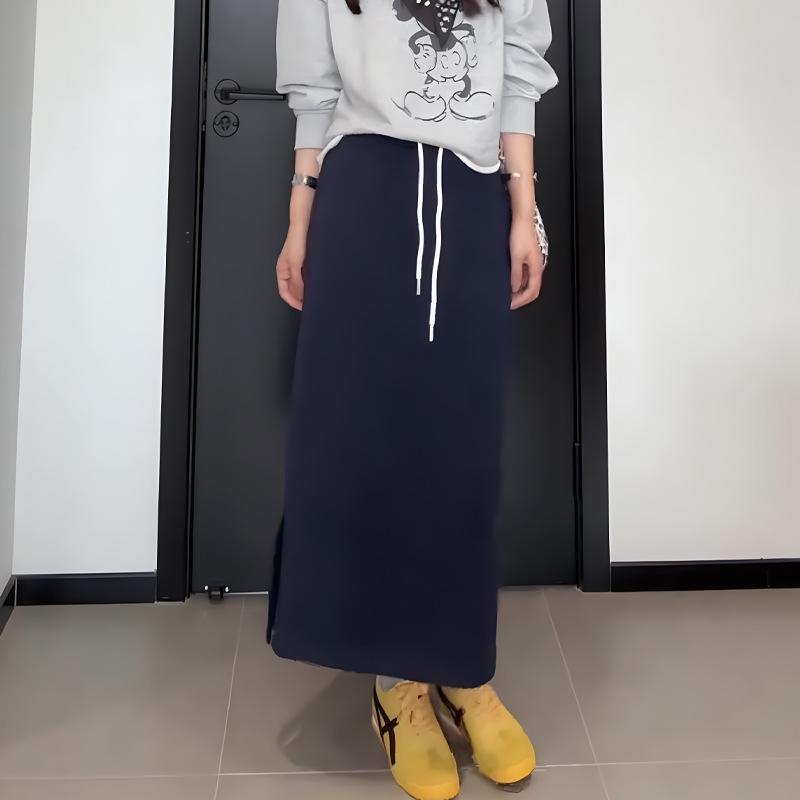Navy Blue High-Waist Midi Skirt with Drawstring Design - Autumn/Winter 2025 Collection, Slim Straight Loose Fit with Side Slit L (Recommended 111-120 jin)
Navy Blue High-Waist Midi Skirt with Drawstring Design - Autumn/Winter 2025 Collection, Slim Straight Loose Fit with Side Slit L (Recommended 111-120 jin)