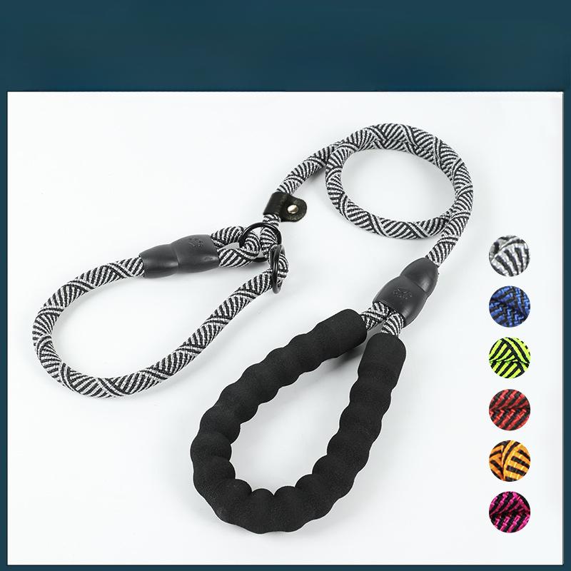 Dog Chain Pet Leash Explosion-proof Integrated P Rope P Chain Outdoor Leash Walking Medium and Large Dog 12mm*120cm--160g
Dog Chain Pet Leash Explosion-proof Integrated P Rope P Chain Outdoor Leash Walking Medium and Large Dog 12mm*120cm--160g