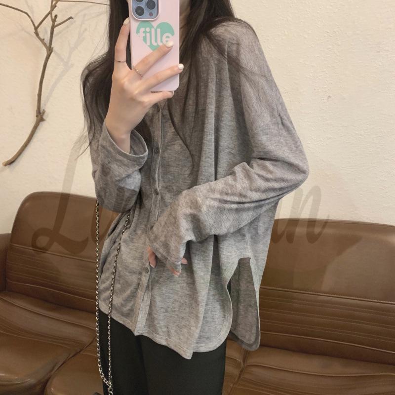 Spring Korean-Style Women s V-Neck Loose Cardigan - Lightweight, Long Sleeve, Sun Protection, Versatile, Casual Top One Size сірий колір
Spring Korean-Style Women s V-Neck Loose Cardigan - Lightweight, Long Sleeve, Sun Protection, Versatile, Casual Top One Size сірий колір