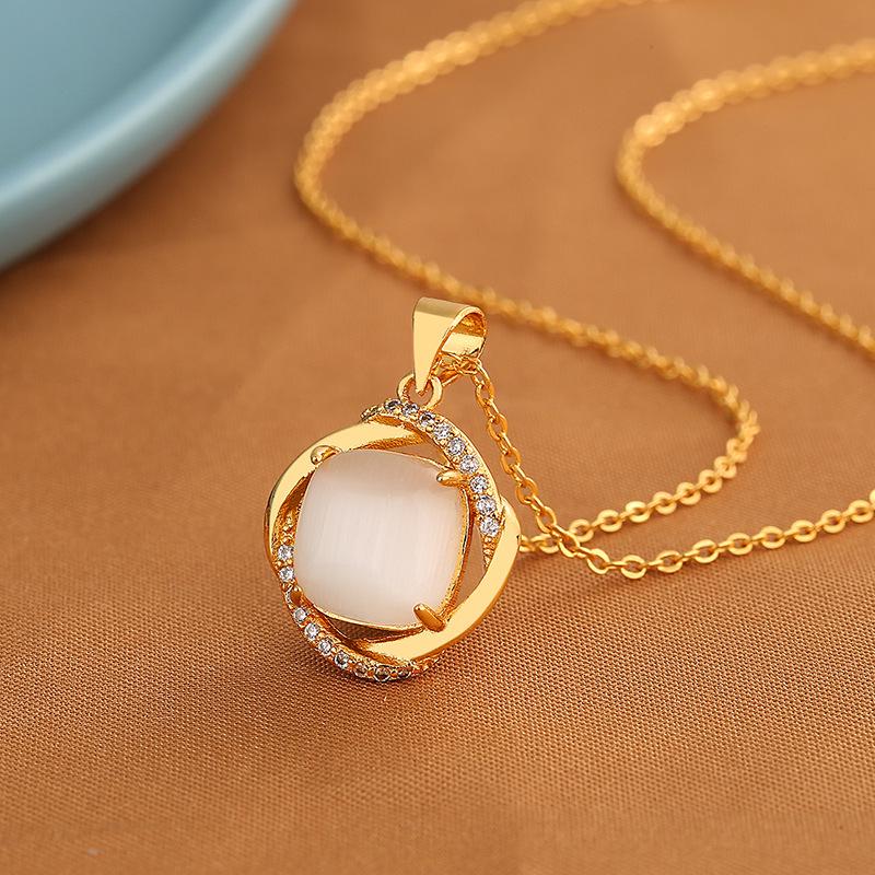 Ожерелье Клевер с Камнем Кошачий Глаз - Женское Лето 2022, Роскошный Квадратный Кулон Standard золотой
Ожерелье Клевер с Камнем Кошачий Глаз - Женское Лето 2022, Роскошный Квадратный Кулон Standard золотой