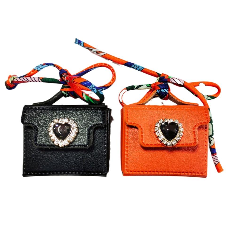 Leather Handheld Earphone Bag Rhinestone Mini Handbag Portable Lipstick Storage Bag Girls Gift розовый
Leather Handheld Earphone Bag Rhinestone Mini Handbag Portable Lipstick Storage Bag Girls Gift розовый