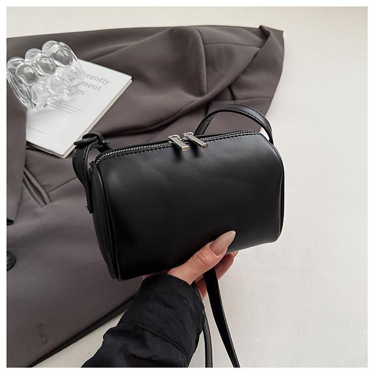 Модная сумка-тоут с принтом в горошек, новая, мягкая, прочная, винтажная, большой вместимости, премиальной текстуры, мягкая, прочная, уличная, на плечо, кроссбоди чёрный