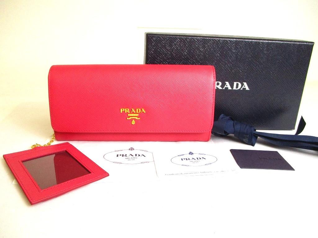 Автентичний шкіряний гаманець PRADA Saffiano з подвійною кришкою і довгим клапаном №a219 відремонтований
Автентичний шкіряний гаманець PRADA Saffiano з подвійною кришкою і довгим клапаном №a219 відремонтований