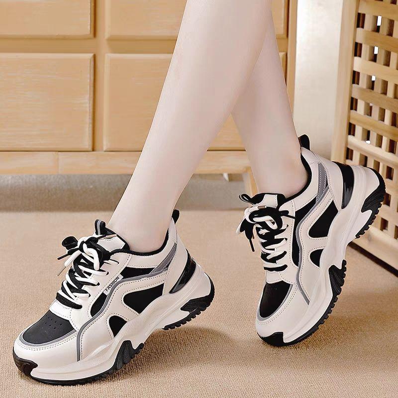 Внешняя торговля Корейская версия Кроссовки знаменитости Интернета женские 2025 весна студенческие универсальные спортивные туфли женские повседневные на толстой подошве для увеличения роста 40
Внешняя торговля Корейская версия Кроссовки знаменитости Интернета женские 2025 весна студенческие универсальные спортивные туфли женские повседневные на толстой подошве для увеличения роста 40