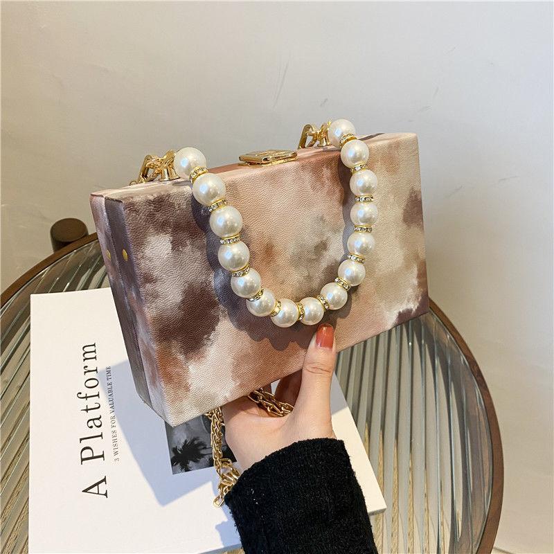 Женские сумки через плечо из искусственной кожи с застежкой-молнией Hasp HARD, кошельки и сумки через плечо в европейско-американском стиле, женская сумка
Женские сумки через плечо из искусственной кожи с застежкой-молнией Hasp HARD, кошельки и сумки через плечо в европейско-американском стиле, женская сумка