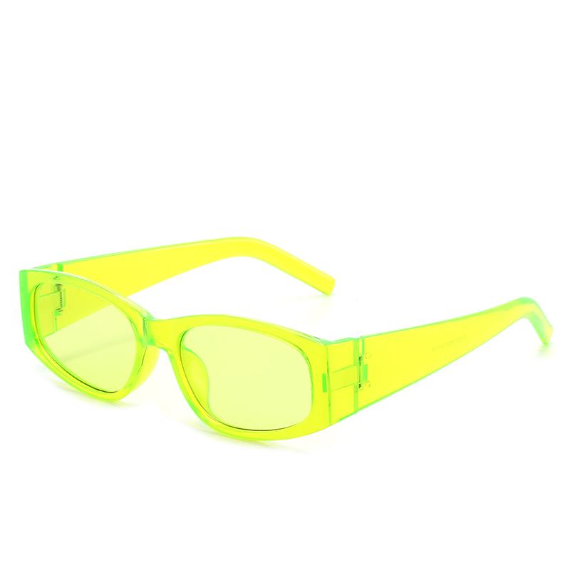 New Wide-Leg Small-Frame Fashionable Street Photography UV-Resistant Women Glasses European And American Trendy Sunglasses 5233 зелений
New Wide-Leg Small-Frame Fashionable Street Photography UV-Resistant Women Glasses European And American Trendy Sunglasses 5233 зелений
