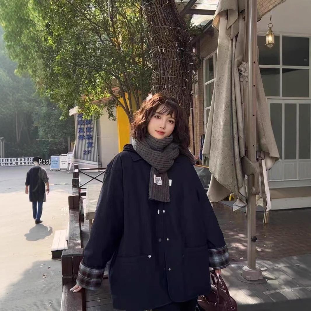Women s 2024 Winter Korean Plaid Patchwork Down Jacket with Turn-Down Collar - Petite, Loose, Casual, Warm Coat Medium
Women s 2024 Winter Korean Plaid Patchwork Down Jacket with Turn-Down Collar - Petite, Loose, Casual, Warm Coat Medium