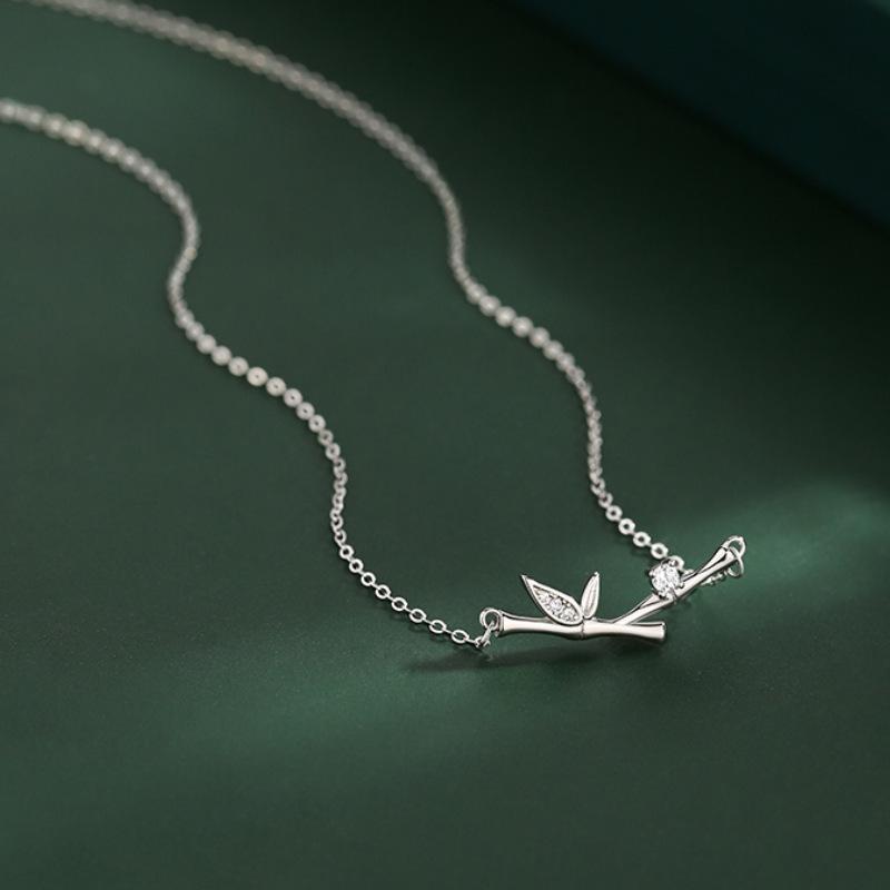925 Bamboo enough necklace women s sweater chain niche light luxury natal year new collarbone chain
925 Bamboo enough necklace women s sweater chain niche light luxury natal year new collarbone chain