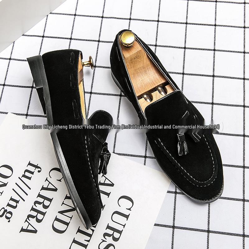 Men s European & American Trend Slip-on Tassel Loafers: Large Size, Pointed Toe, Leather Business Casual Shoes 43 чорний
Men s European & American Trend Slip-on Tassel Loafers: Large Size, Pointed Toe, Leather Business Casual Shoes 43 чорний