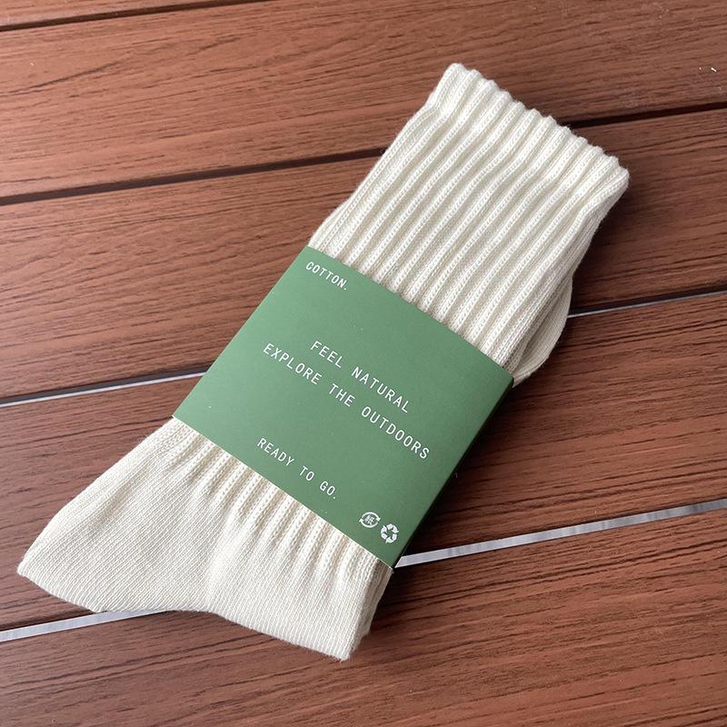 Men s and Women s Retro Loose-Top Mid-Calf Socks in White - Thick Yarn Knit for Autumn and Winter One Size
Men s and Women s Retro Loose-Top Mid-Calf Socks in White - Thick Yarn Knit for Autumn and Winter One Size