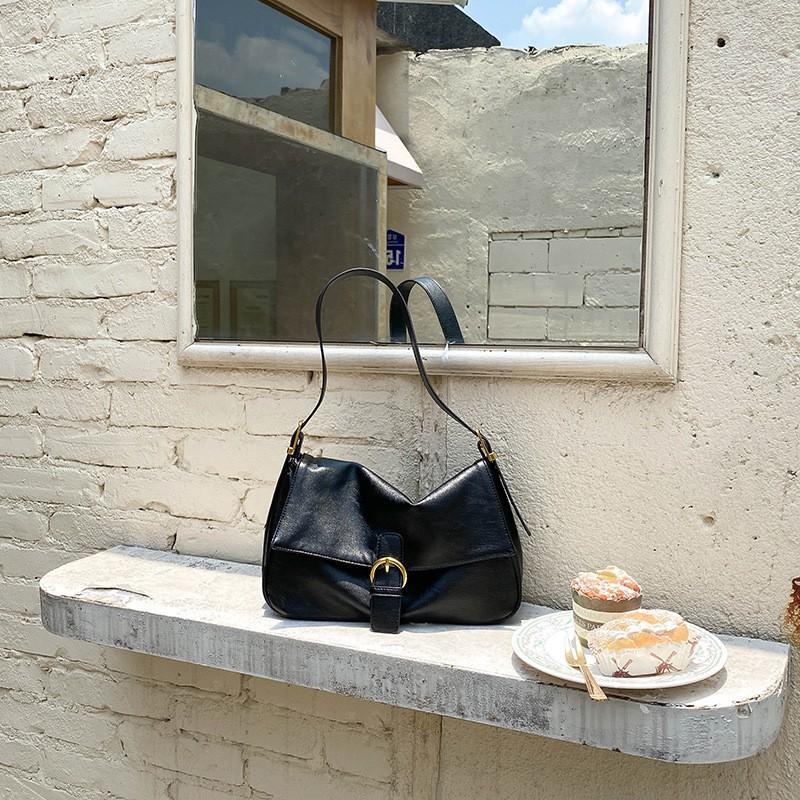 Custom-made Korean Soft Leather Bag Women s Fashionable Shoulder PU Retro Handbag Underarm чорний
Custom-made Korean Soft Leather Bag Women s Fashionable Shoulder PU Retro Handbag Underarm чорний