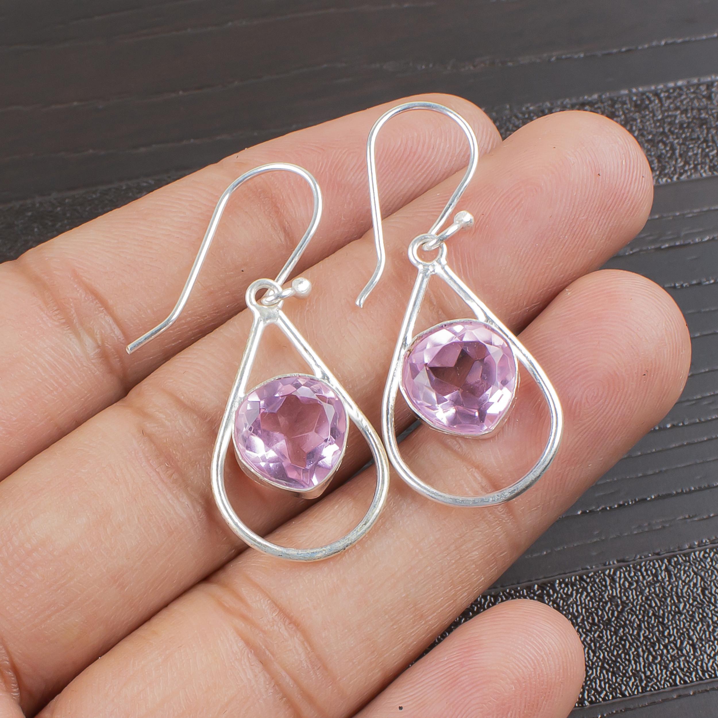 Серьги с морганитом, драгоценные камни ручной работы, 925 пробы, серьги из стерлингового серебра, антикварные украшения, для подарка на помолвку 1.50 Inches розовый
Серьги с морганитом, драгоценные камни ручной работы, 925 пробы, серьги из стерлингового серебра, антикварные украшения, для подарка на помолвку 1.50 Inches розовый