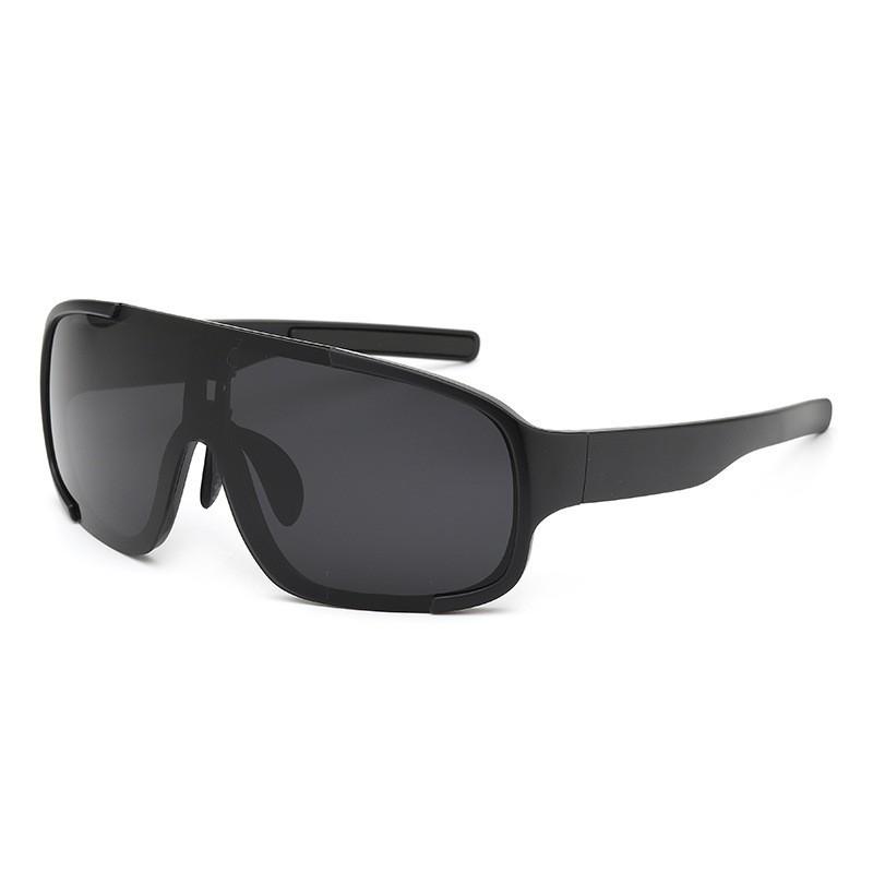 New mountain climbing and cycling windproof goggles, outdoor photochromic anti-UV sunglasses, cycling-specific large-frame set of glasses Black frame black gray
New mountain climbing and cycling windproof goggles, outdoor photochromic anti-UV sunglasses, cycling-specific large-frame set of glasses Black frame black gray
