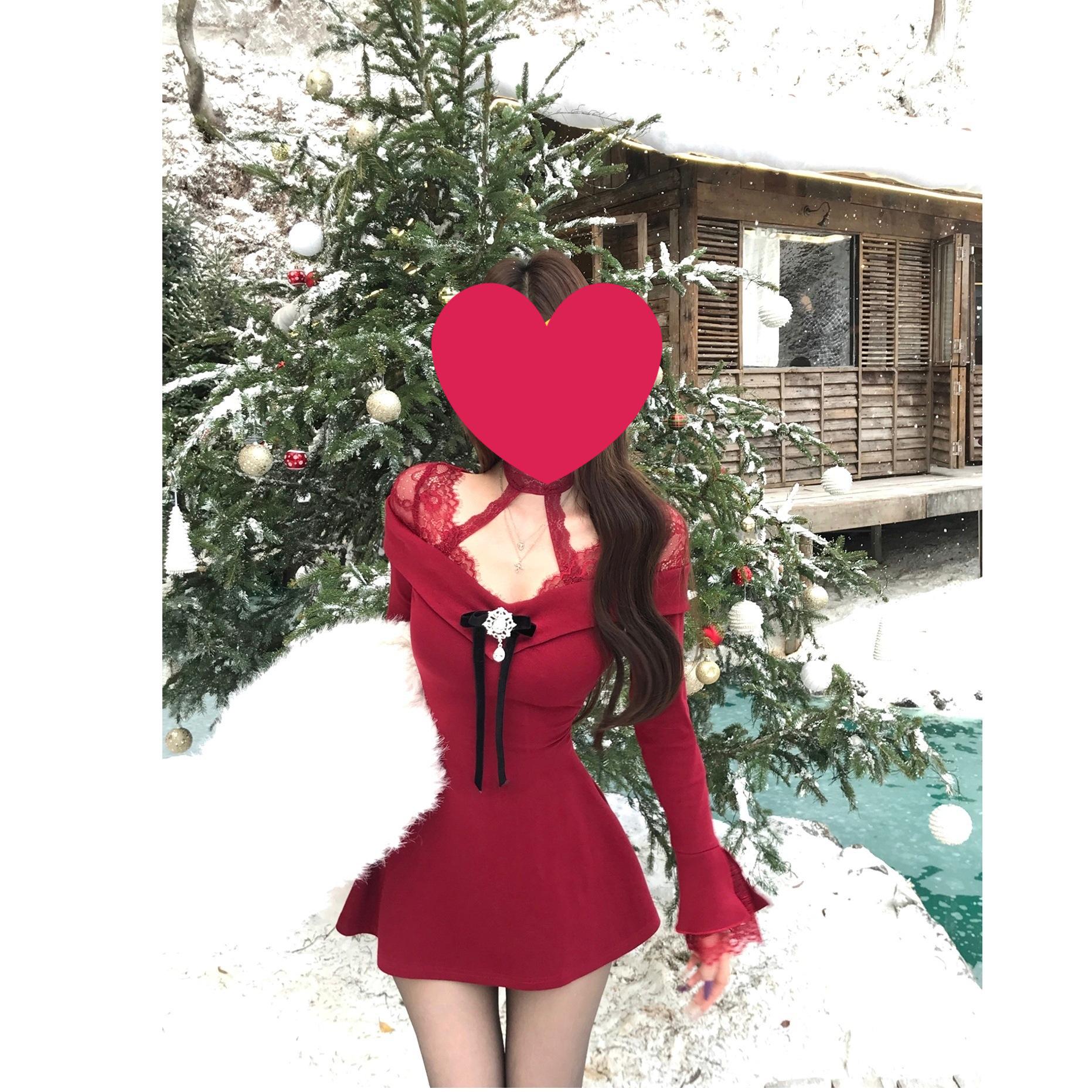 Elegant Style: Red Lace Halterneck Dress for Women - Perfect for Autumn, Winter, Christmas, and New Year Parties Extra Large
Elegant Style: Red Lace Halterneck Dress for Women - Perfect for Autumn, Winter, Christmas, and New Year Parties Extra Large