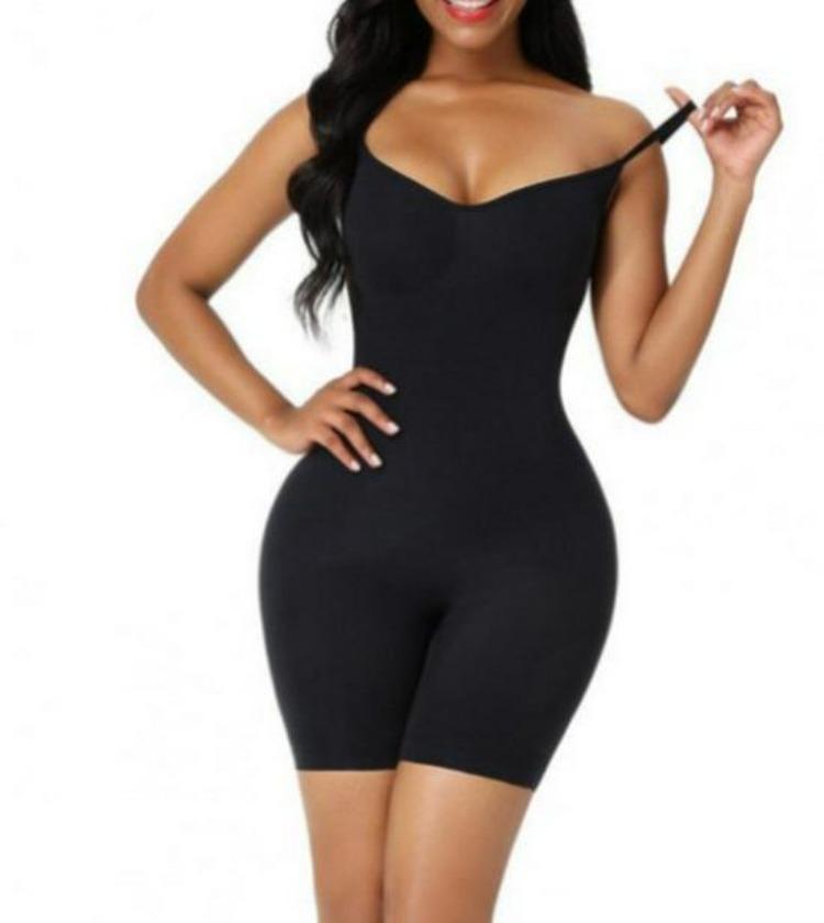 Женский корректирующий боди большого размера, бесшовный корсет, европейский американский, с полным обхватом тела, утягивающий живот, цельный, нижнее белье XXXL
Женский корректирующий боди большого размера, бесшовный корсет, европейский американский, с полным обхватом тела, утягивающий живот, цельный, нижнее белье XXXL