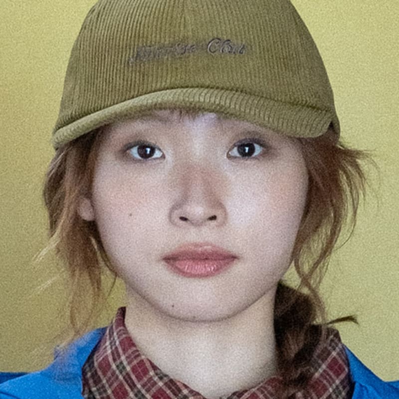 KAPPY DESIGN CORDUROY SUNRISE CLUB CAP OLIVE OLIVE
KAPPY DESIGN CORDUROY SUNRISE CLUB CAP OLIVE OLIVE