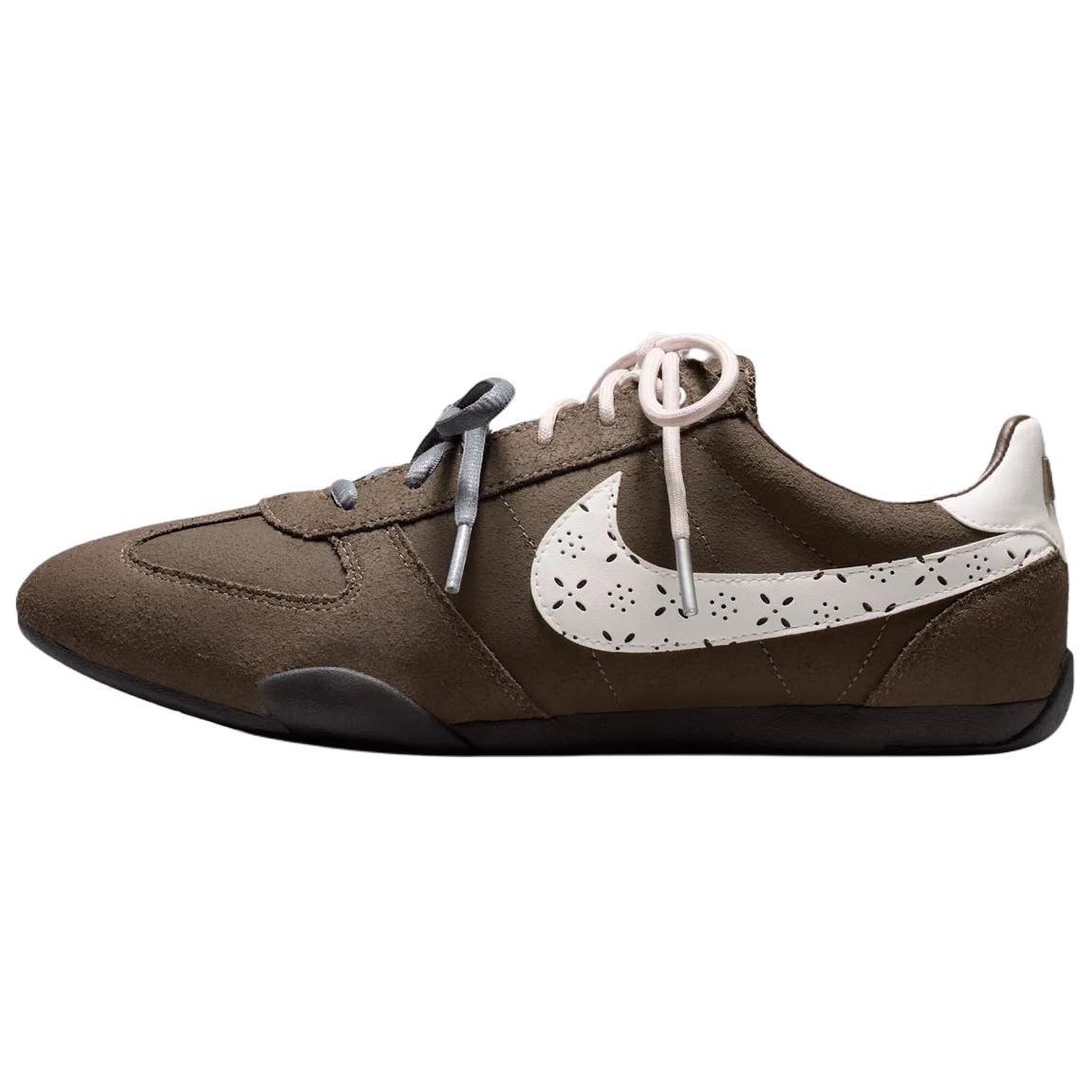 Жіночі кросівки Nike Sprint Sister Ridgerock Коричневий Ocean-Cube-Dark-Cinder-Sail IR5693-256 41
Жіночі кросівки Nike Sprint Sister Ridgerock Коричневий Ocean-Cube-Dark-Cinder-Sail IR5693-256 41