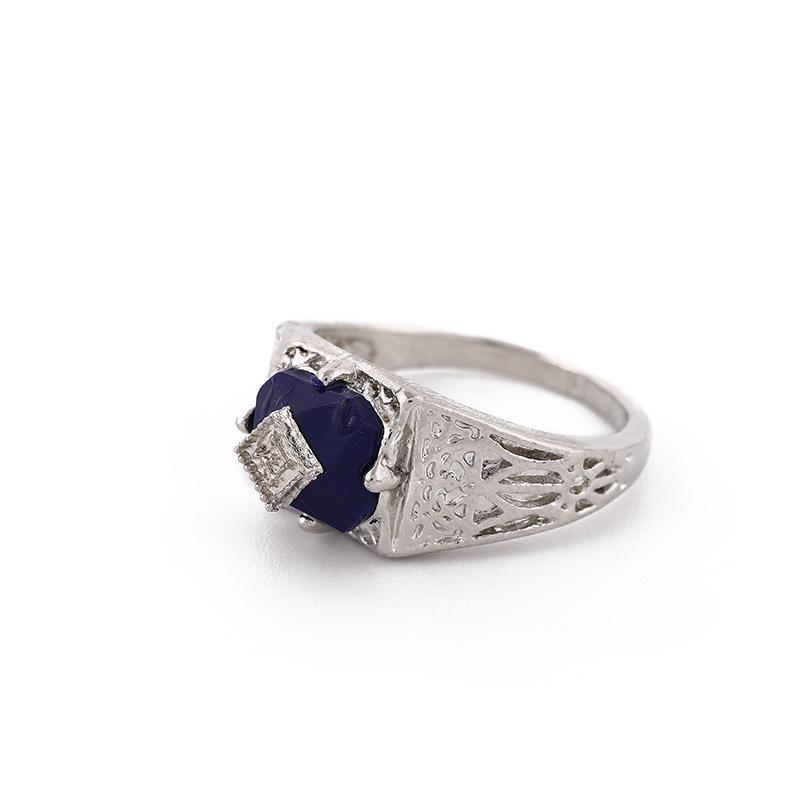 Vampire Diaries Retro Style Caroline Ring Exaggerated Design Size 7 серебряный
Vampire Diaries Retro Style Caroline Ring Exaggerated Design Size 7 серебряный