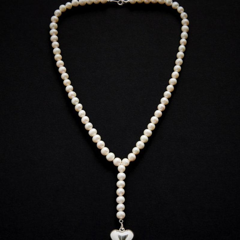 viollina Graceful Heart Necklace free
viollina Graceful Heart Necklace free