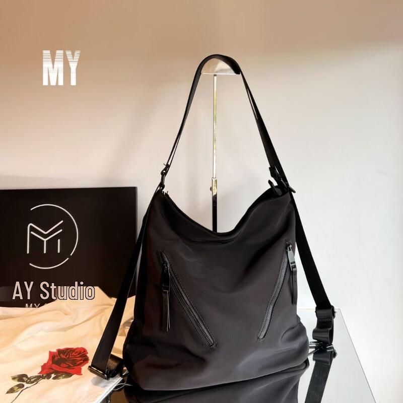 Li Shen Multi-Way Oxford Bag
Li Shen Multi-Way Oxford Bag
