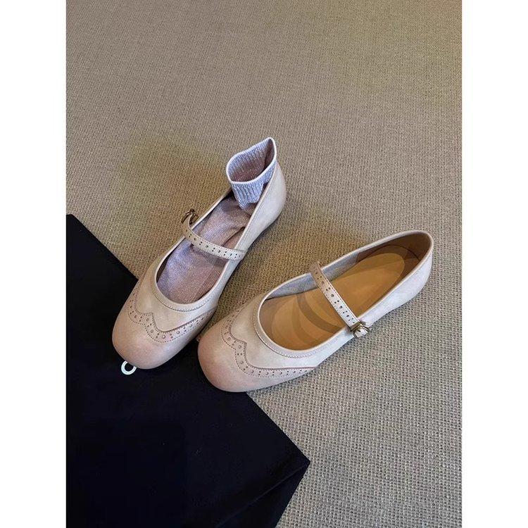Soft leather version~ retro flat-soled small leather shoes, shallow mouth square head genuine leather Mary Jane shoes, one-word buckle red small si 40
Soft leather version~ retro flat-soled small leather shoes, shallow mouth square head genuine leather Mary Jane shoes, one-word buckle red small si 40
