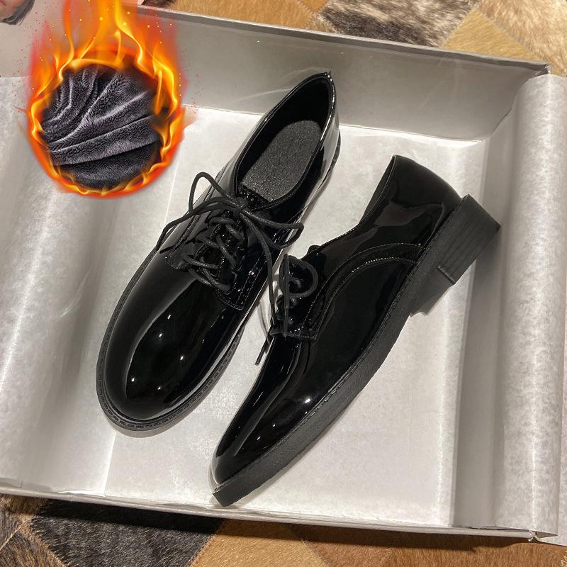 Leather small leather shoes women s shoes autumn British style black flat-soled beanie soft-soled loafer lace-up work shoes 40
Leather small leather shoes women s shoes autumn British style black flat-soled beanie soft-soled loafer lace-up work shoes 40