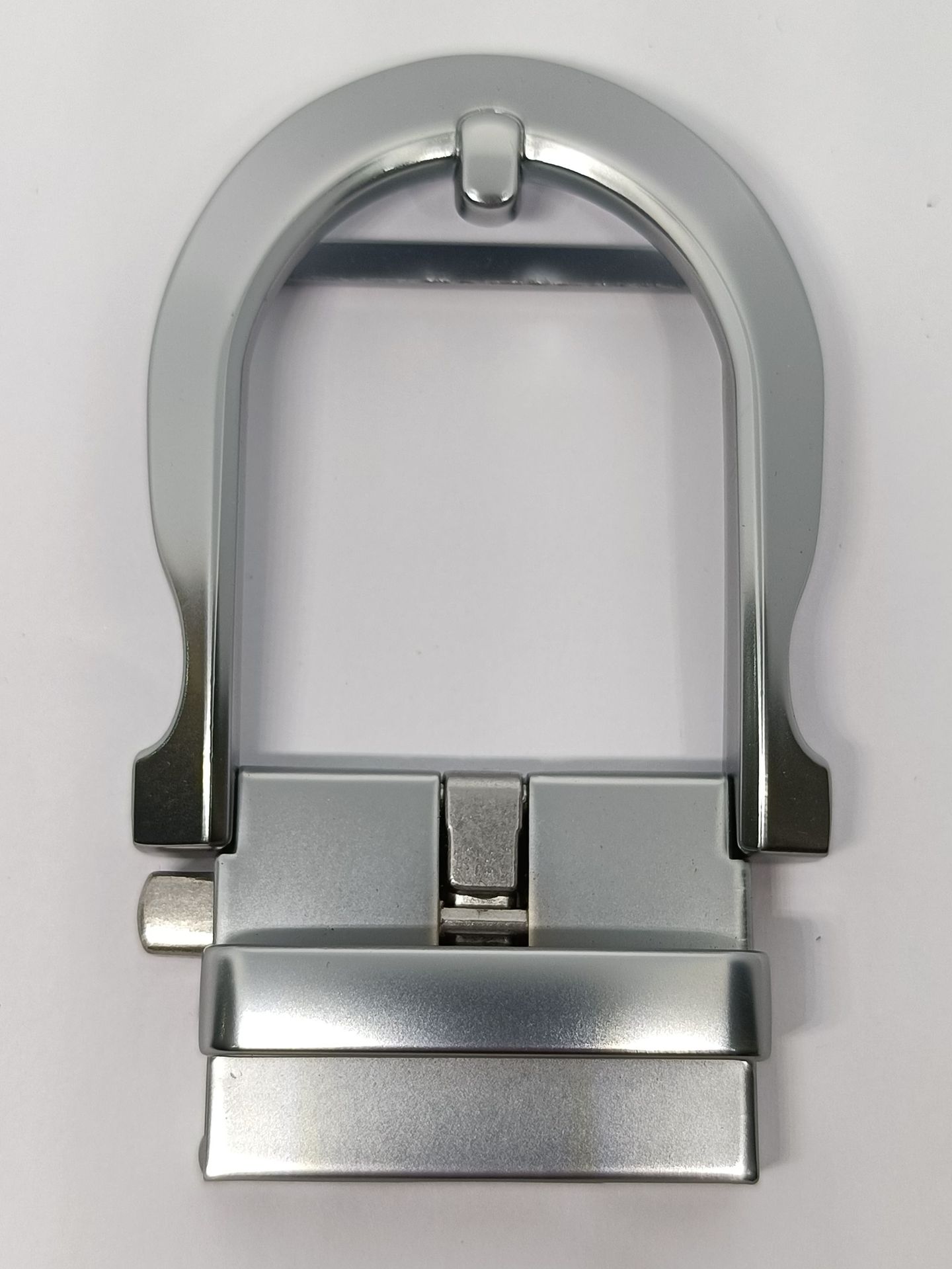 Мужская пряжка для ремня, автоматическая пряжка из коровьей кожи, голова пряжки из гальванизированного сплава 4,0 см, взрывная модель 4.0
Мужская пряжка для ремня, автоматическая пряжка из коровьей кожи, голова пряжки из гальванизированного сплава 4,0 см, взрывная модель 4.0