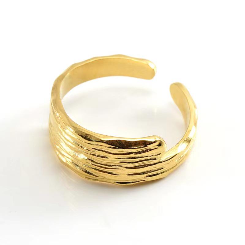 Titanium Steel Non-Fading Open Ring: European & American Fashion Stainless Steel Bangle.
Titanium Steel Non-Fading Open Ring: European & American Fashion Stainless Steel Bangle.