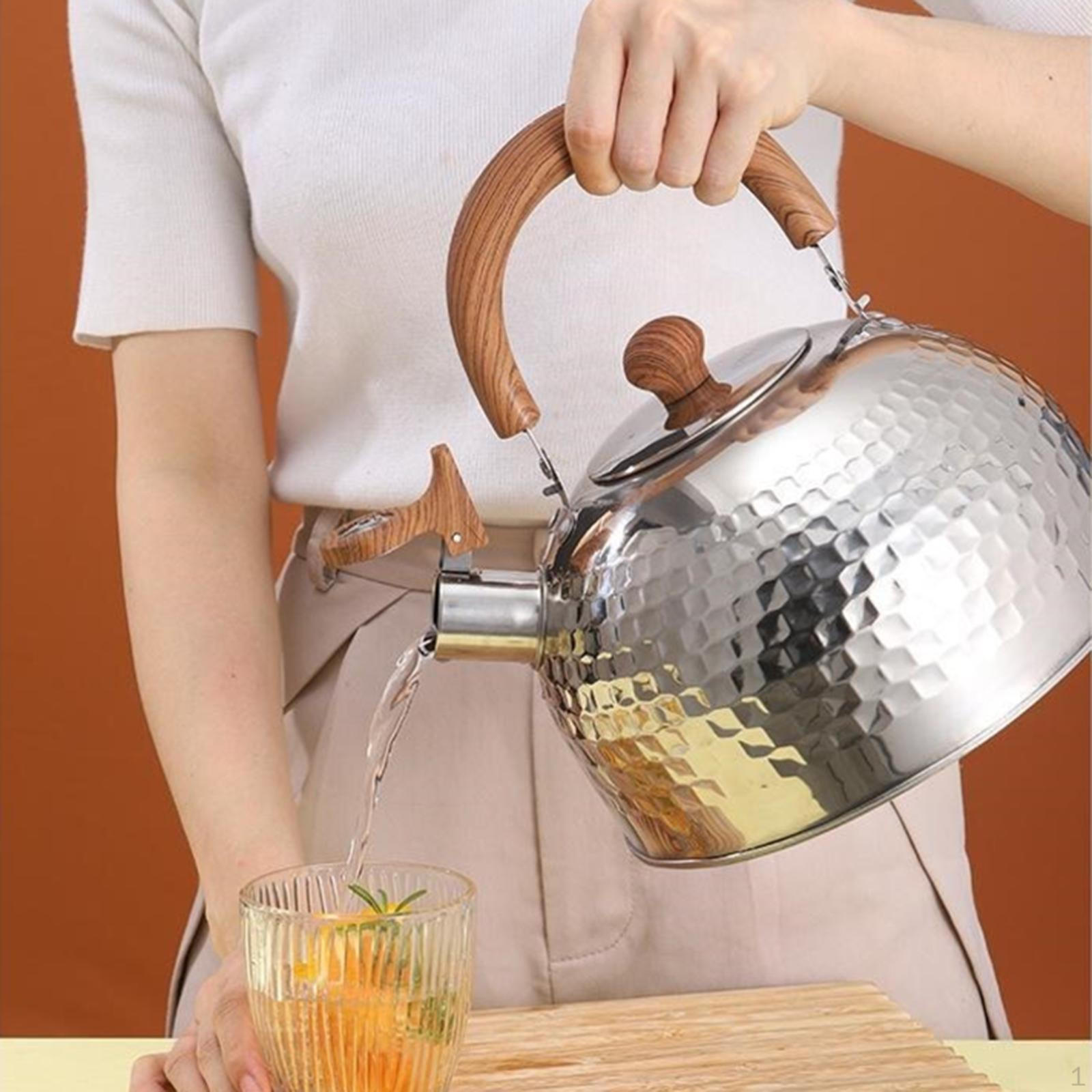 Чайник из нержавеющей стали объемом 2 л для кипячения воды, свисток для дома и офиса wood handle
Чайник из нержавеющей стали объемом 2 л для кипячения воды, свисток для дома и офиса wood handle