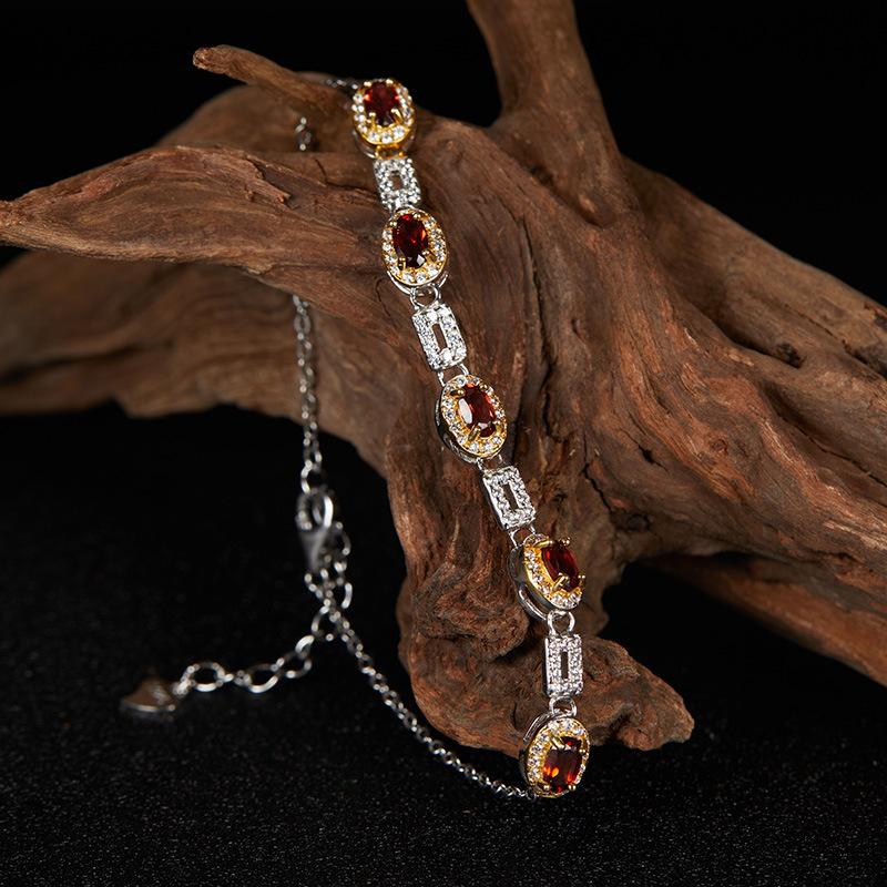 Fashion Treasure Jewelry S925 Sterling Silver With Natural Topaz Garnet Diopside Bracelet
Fashion Treasure Jewelry S925 Sterling Silver With Natural Topaz Garnet Diopside Bracelet