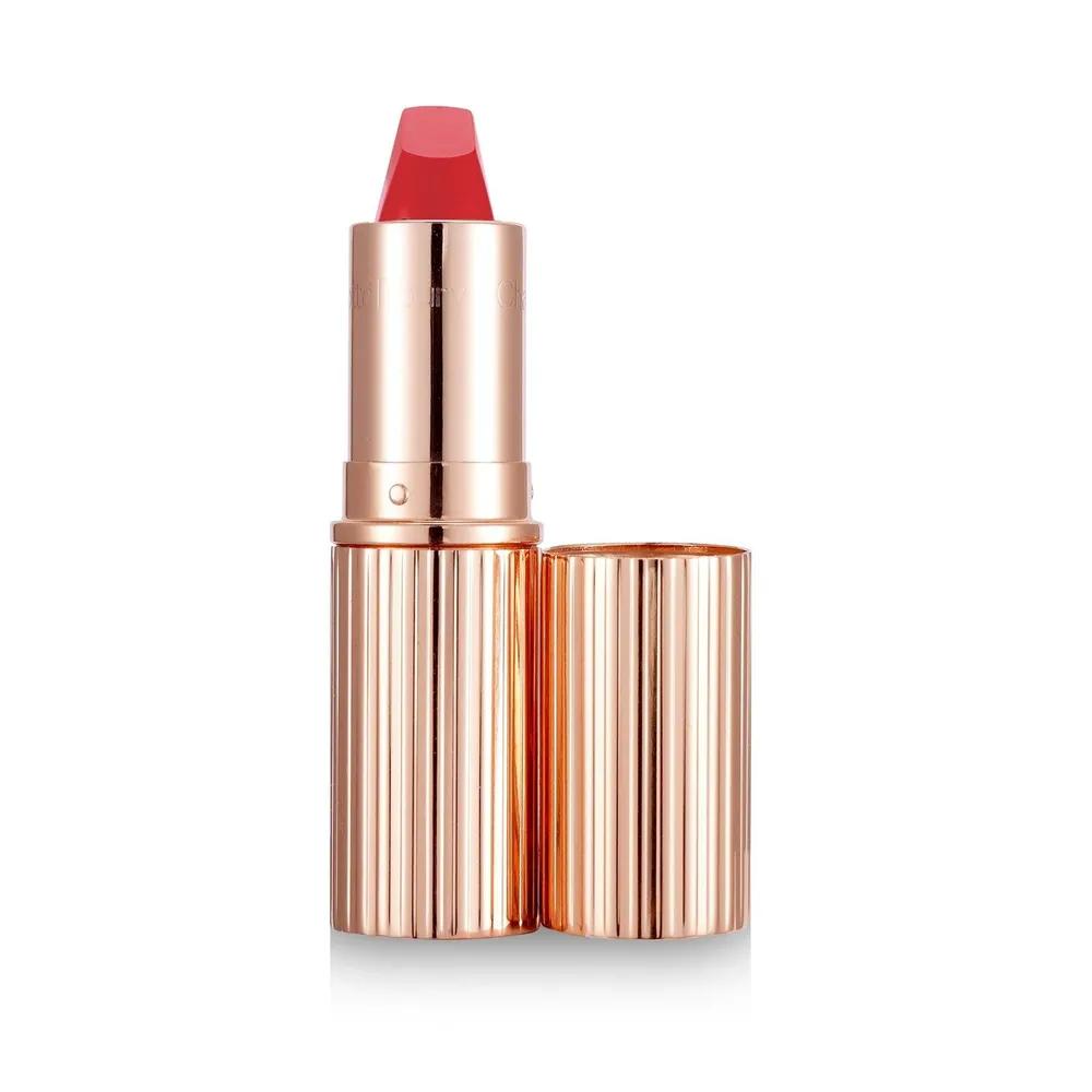 Hot Lip Lipstick - Karina s Love 3.5g/0.12oz
Hot Lip Lipstick - Karina s Love 3.5g/0.12oz