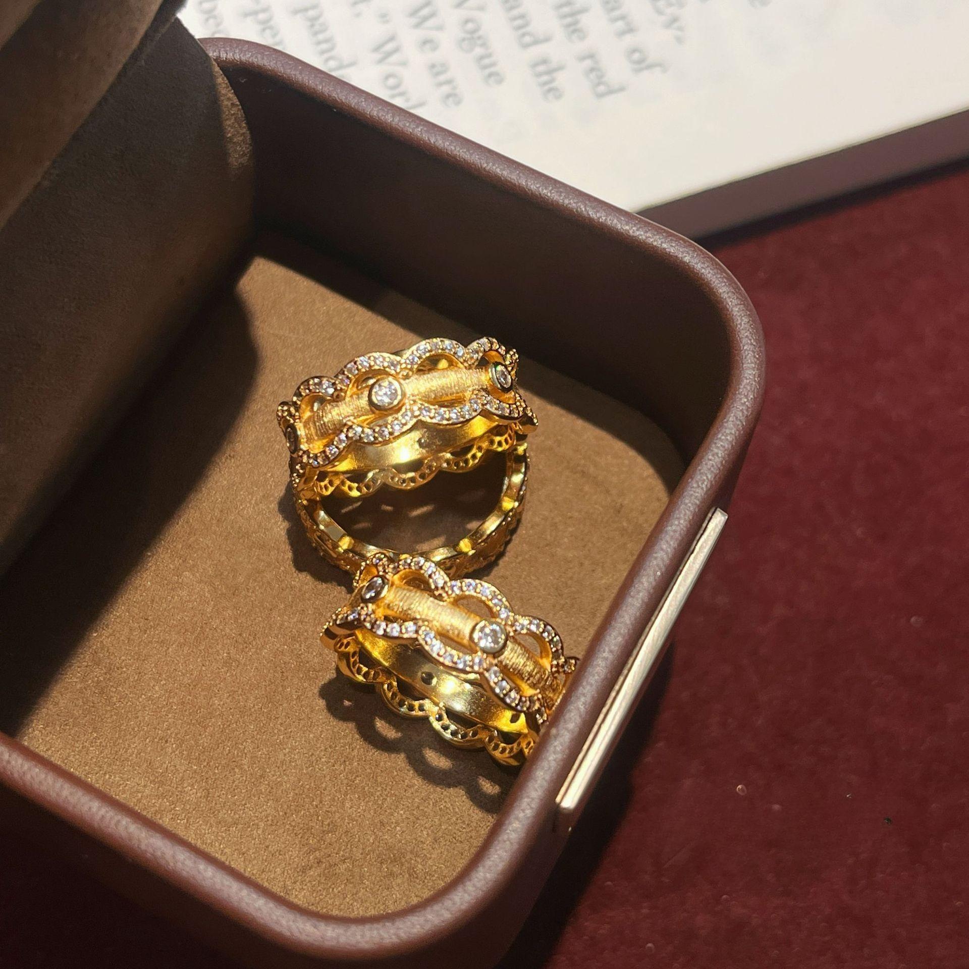 2026 Vintage Brushed Lace Ring Real Gold Electroplating Premium Light Luxury Niche Ring 6
2026 Vintage Brushed Lace Ring Real Gold Electroplating Premium Light Luxury Niche Ring 6